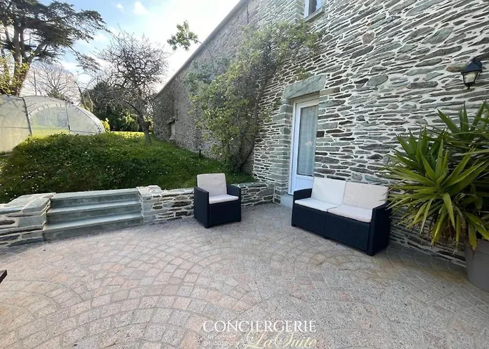 בית נופש La Croix Luce שרבורג